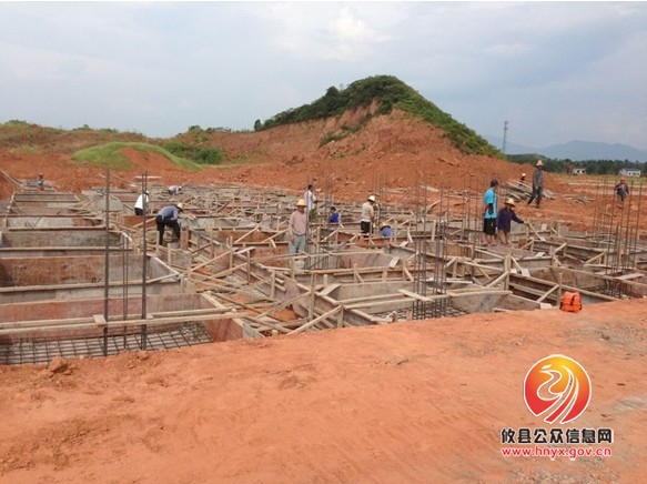 同乐湖公司与谭桥社区组企地同心推动安置区建设