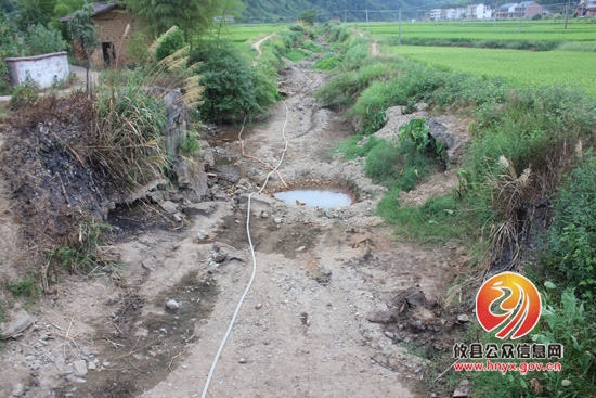 槚山乡沙峰村：积极组织村民开展生产自救 努力降低旱灾损失