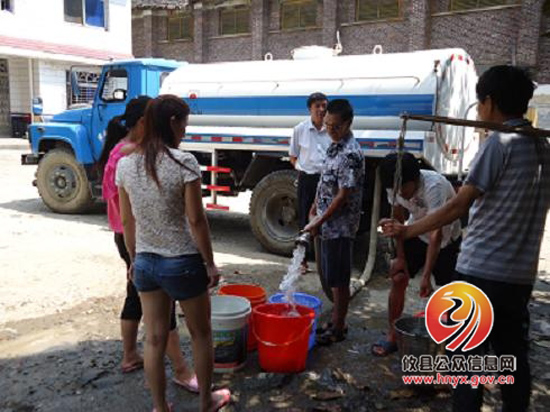 鸾山镇全力以赴打好抗旱硬仗