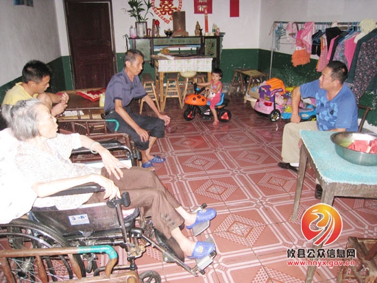 县妇幼保健院到酒埠江镇联塘村开展结对共建活动