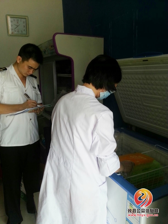 攸县食药监局开展中秋国庆“双节”餐饮食品安全专项整治行动