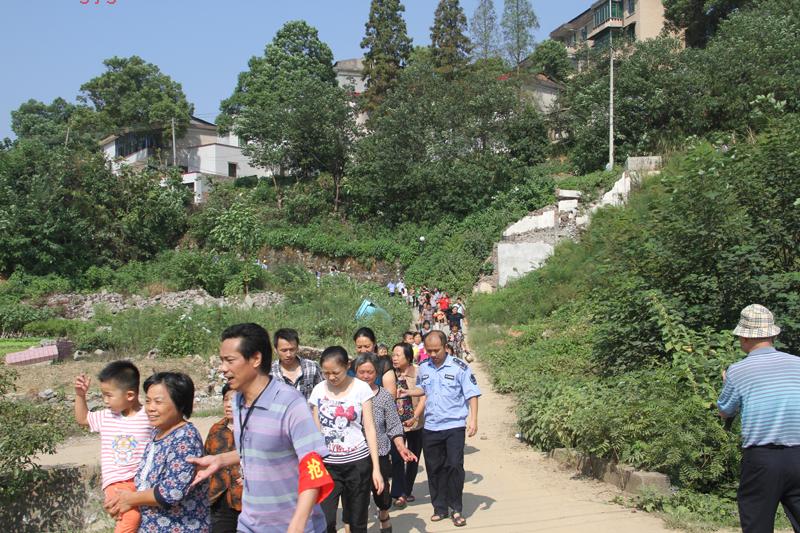 株洲市芦淞区2013年地质灾害应急避险演练顺利举行