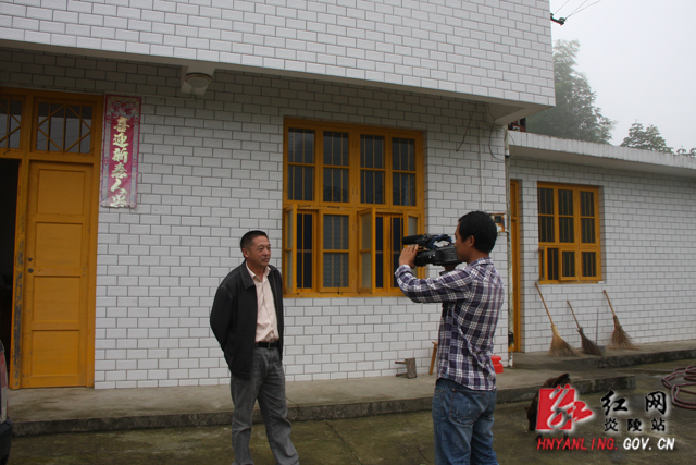 这是一个大项目好项目--新华联&middot;神农谷国际文化旅游度假区项目实地采访