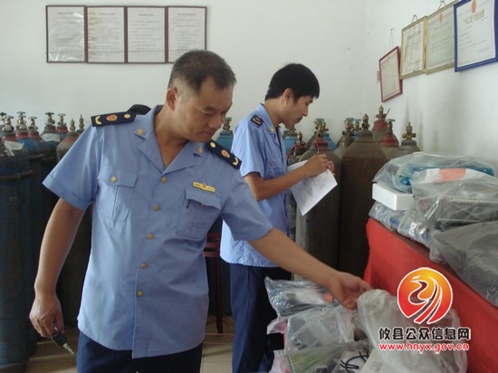 酒埠江工商所再次开展安全生产执法检查