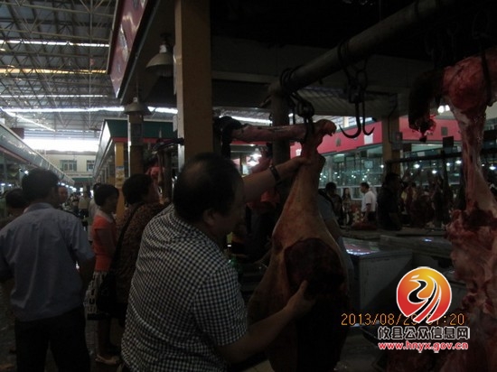 “挂驴头”卖马肉 攸县8商贩被查处