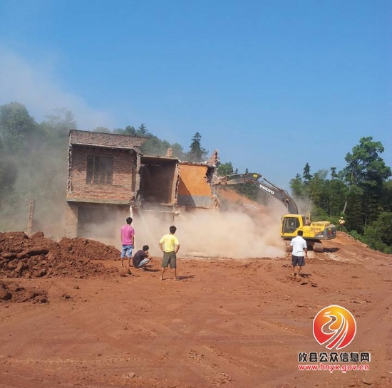 【百问百评】房产局：坚持边评边改 着力当好“三员”