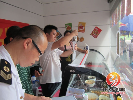 攸县药监局对我县城区月饼和鸭霸王系列产品开展抽样检验