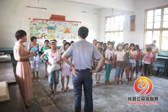 酒埠江镇中心完小十二个社团正式成立