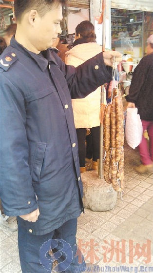买腊猪肉制品 切记要看标识