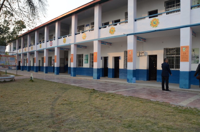 把合格教学点、公办园建在村民身边