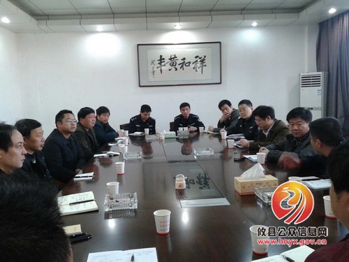 李子善一行到黄丰桥镇召开民工工资清理情况座谈会