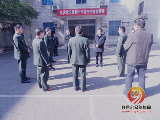 胡湘之一行慰问县人武部、榴炮二营、老复员军人代表