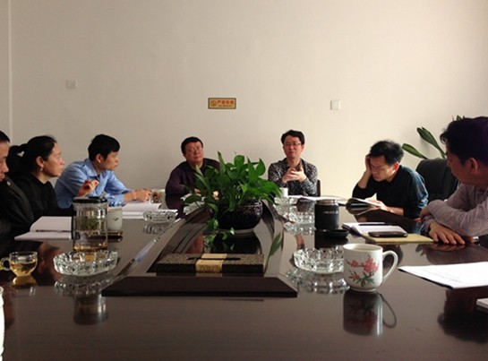 县商务局举办党的群众路线教育实践活动转作风专题讲座