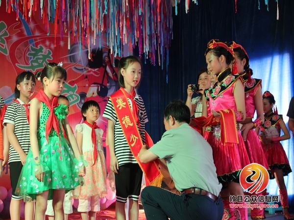 大同桥镇开展“庆六一，诵经典”活动