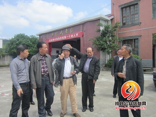 醴陵市原市委书记丁益雄到攸县考察老龄工作开展情况