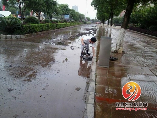 攸县市政园林管理处：全力应对确保安全度汛