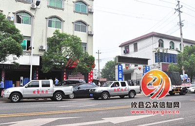 县城管局执法大队开展整治市容环境秩序 巩固创建成果