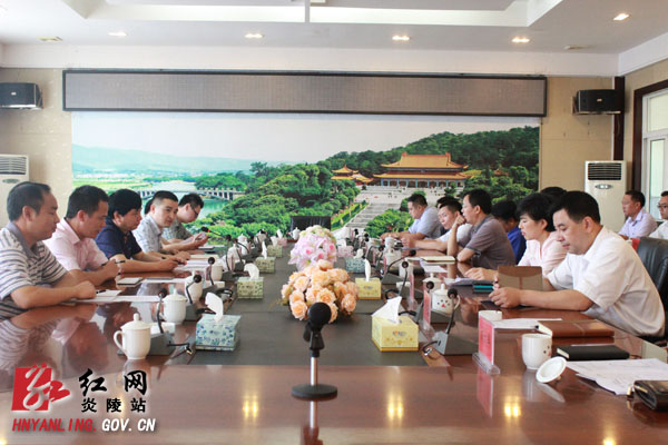 加强人才队伍建设 为经济社会发展提供智力支持