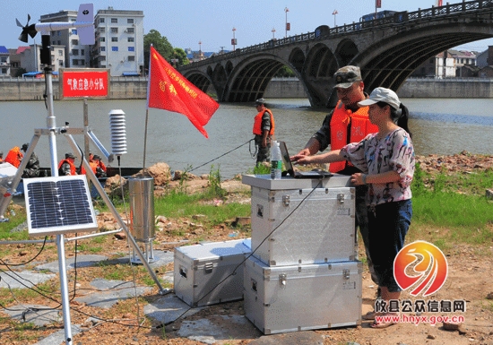 攸县气象局联合预备役榴弹炮二营开展汛期气象灾害防御应急演练