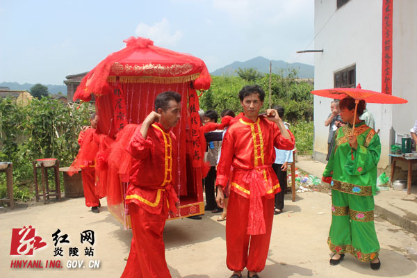 《中国喜事》栏目在炎拍摄客家婚嫁节目