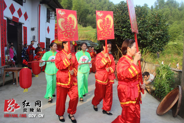 《中国喜事》栏目在炎拍摄客家婚嫁节目