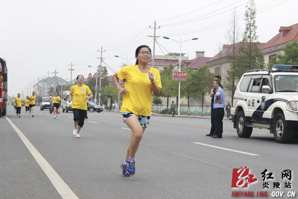 我县启动2014年“全民健身月”活动