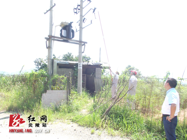 我县取缔两处非法采石场