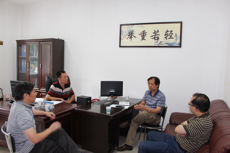 芦淞分局：工会主席伍海走访了解工作情况
