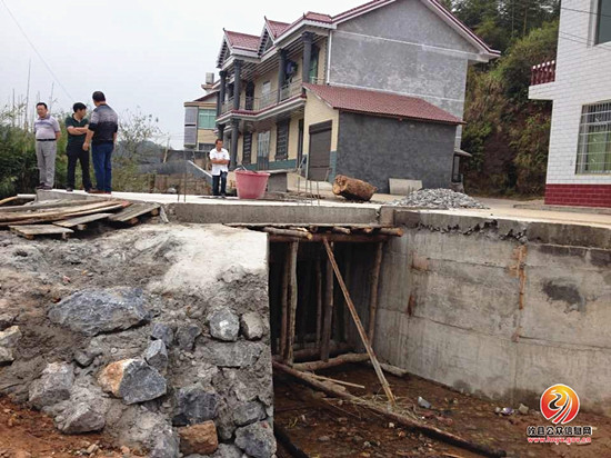 湖南坳乡：危桥改造架起利民之路