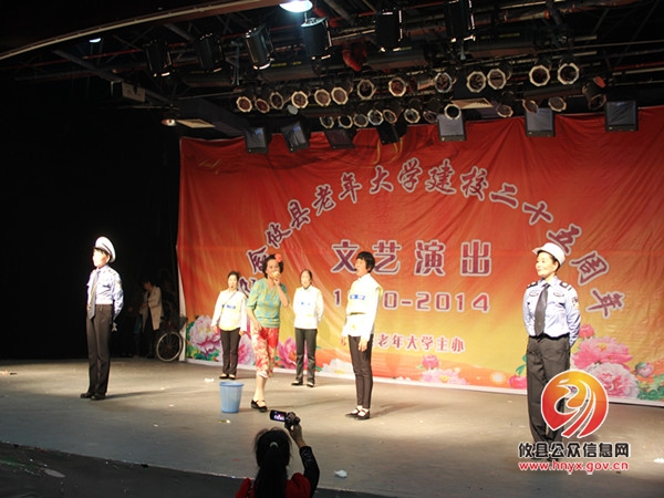 交警大队：老年人自编自导的交通安全宣传话剧《十劝》再上新舞台