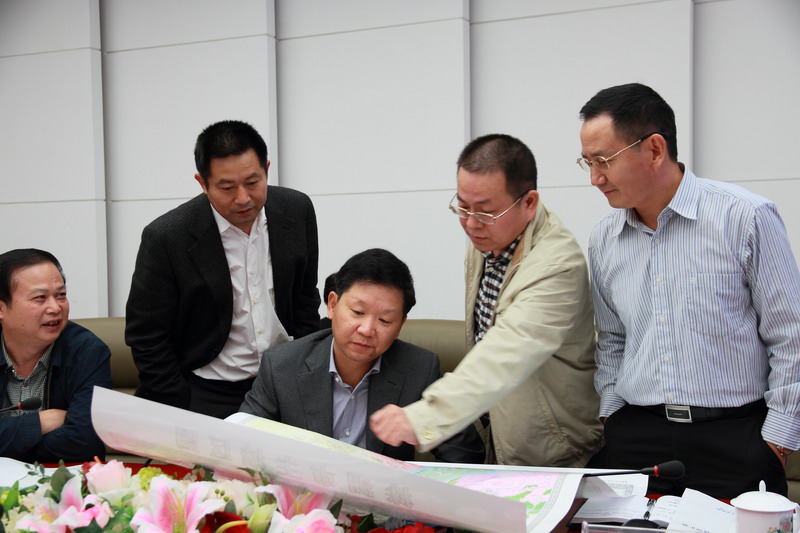 11月3日，市委常委、常务副市长赵文彬来我局调研