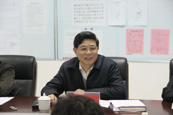 市委书记贺安杰到云田社区宣讲十八届四中全会精神