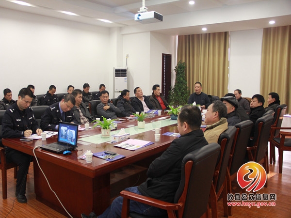 交警大队召开新常态交通安全管理研讨会