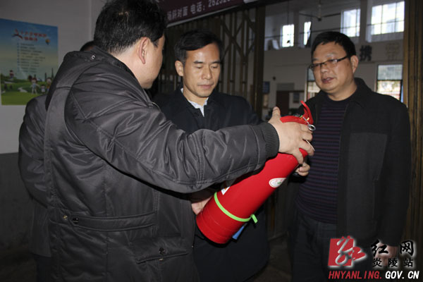 开展暗访促整改 确保春运安全