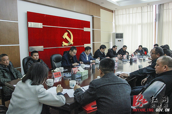 【两会快讯】刘正平参加农林、科技界别联组讨论