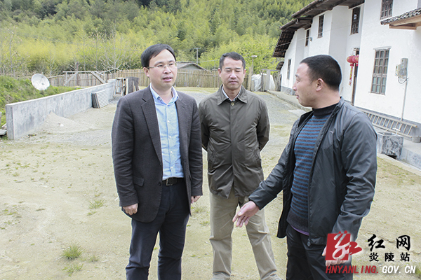 文专文深入策源、龙溪、石洲调研指导工作