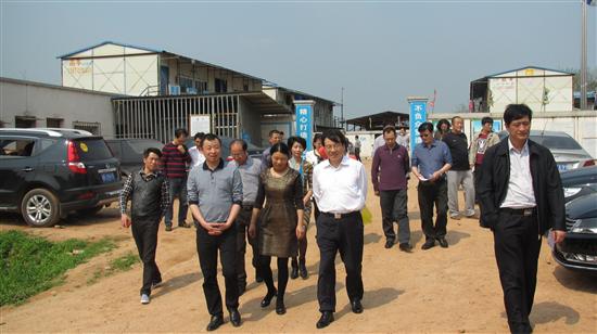 省卫计委主任张健来县调研公立医院改革
