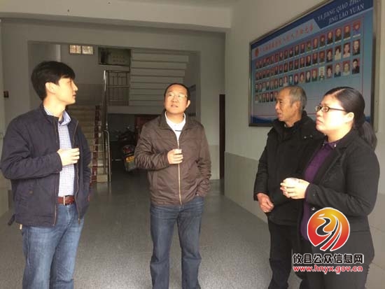 唐卫湘一行到丫江桥镇调研指导工作