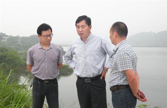 市水务局来县视察防汛工作