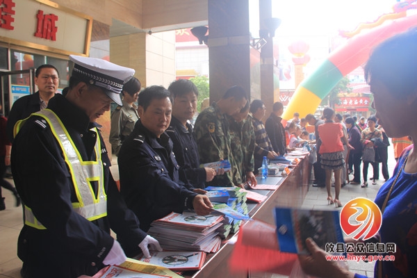 交警大队：5.12防灾减灾日 积极组织交通安全事故预防知识宣传