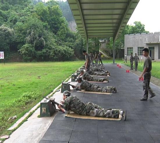 株洲县组织民兵进行实弹打靶训练