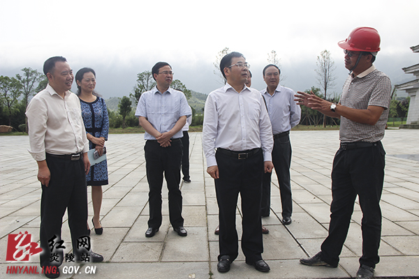 炎陵县召开＂旅游升温战役＂流动现场会