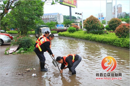 攸县市政园林管理处：扎实做好城区排涝工作