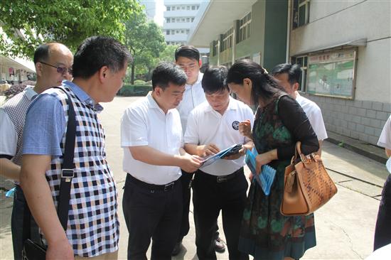 谭润洪调研走访株洲潇湘双语实验学校