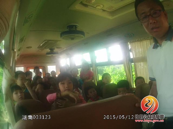 交警大队：借“九打九治”东风，全力整治校车隐患
