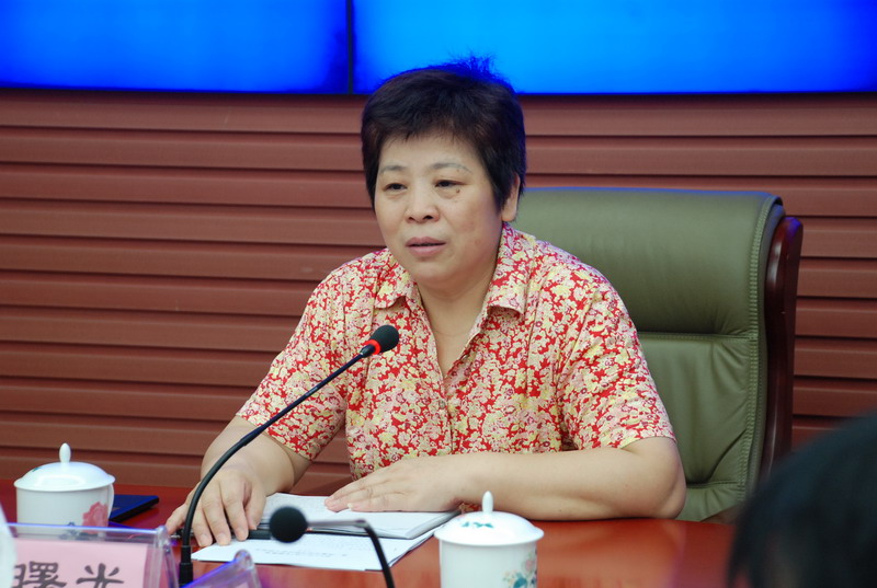 我局召开“三严三实”专题教育第一次集中学习研讨会