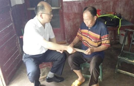 王顺安走访慰问南阳桥乡困难党员