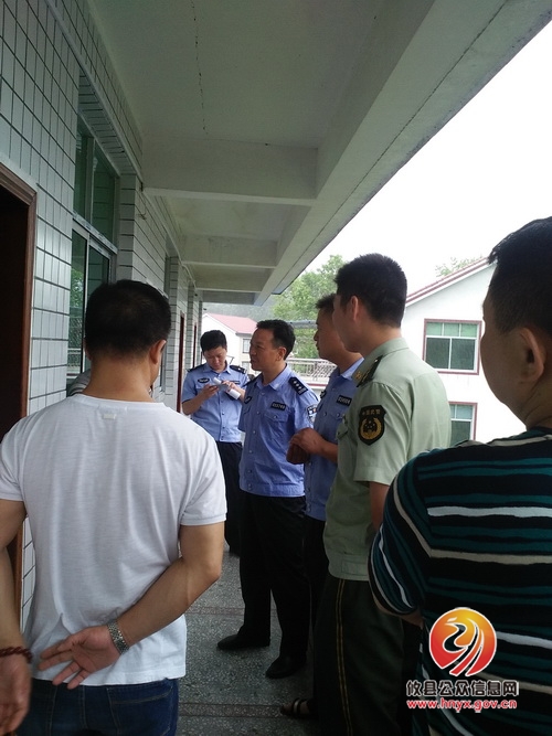县消防大队检查黄丰桥镇敬老院消防设施