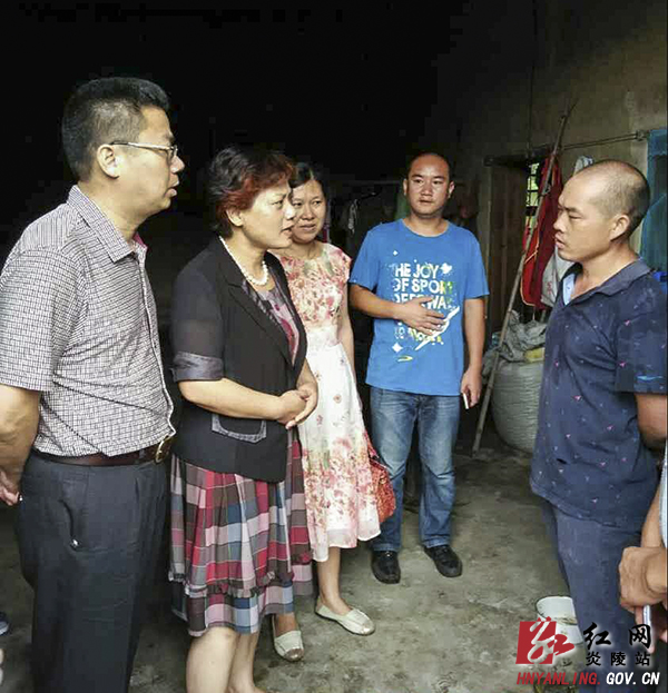 省妇联副主席卢妹香来炎调研指导妇女儿童工作