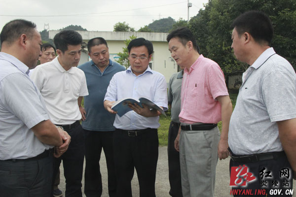 黄诗燕到园区企业督查：抓安全生产要从严从实